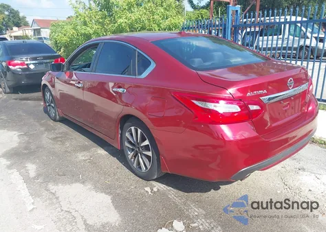 2017 Nissan Altima 2.5 Sv z USA, uszkodzony, nr VIN 1N4AL3AP4HC179216